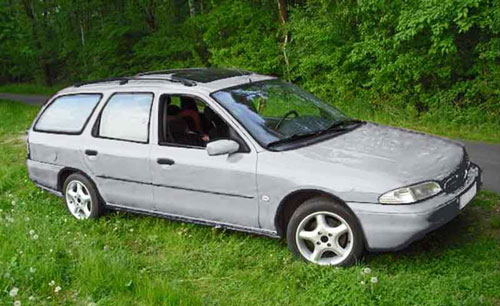 Ford Mondeo 1.6i Skylight